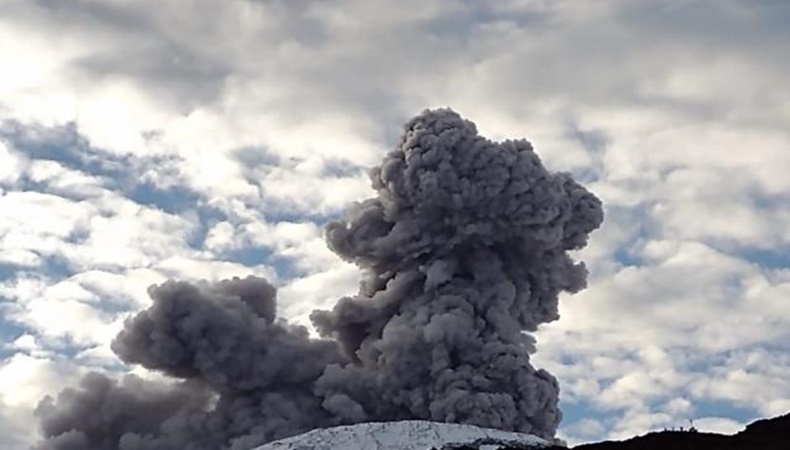 Humo del volcón