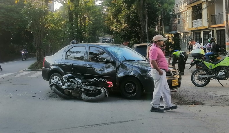 accidente de carro moto