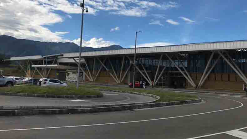 Aeropuerto Perales 1409